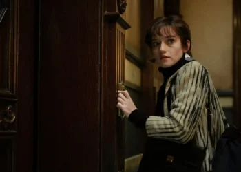 VIDEO: Julia Garner Finds the Devil’s in the Details in Trailer for ‘Rosemary’s Baby’ Prequel ‘Apartment 7A’