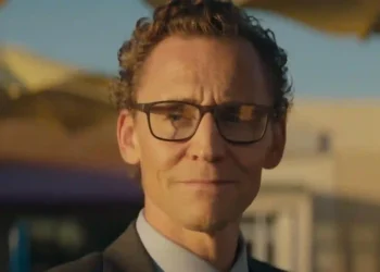 ‘The Life of Chuck’ Review: Mike Flanagan’s Sugary Sweet Celebration of Life and Death Is a Solid Departure from Horror